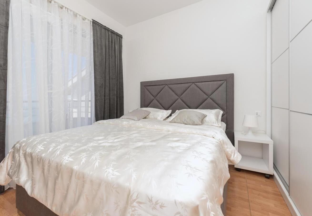 Apartments Ivi - 100 M From Pebble Beach Drasnice Εξωτερικό φωτογραφία