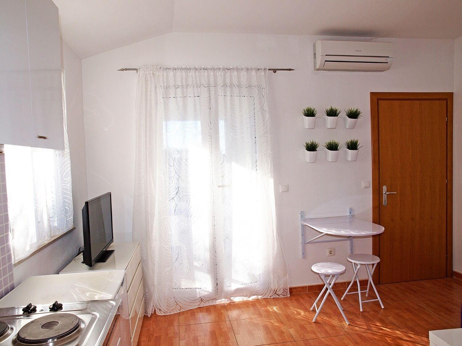 Apartments Ivi - 100 M From Pebble Beach Drasnice Εξωτερικό φωτογραφία