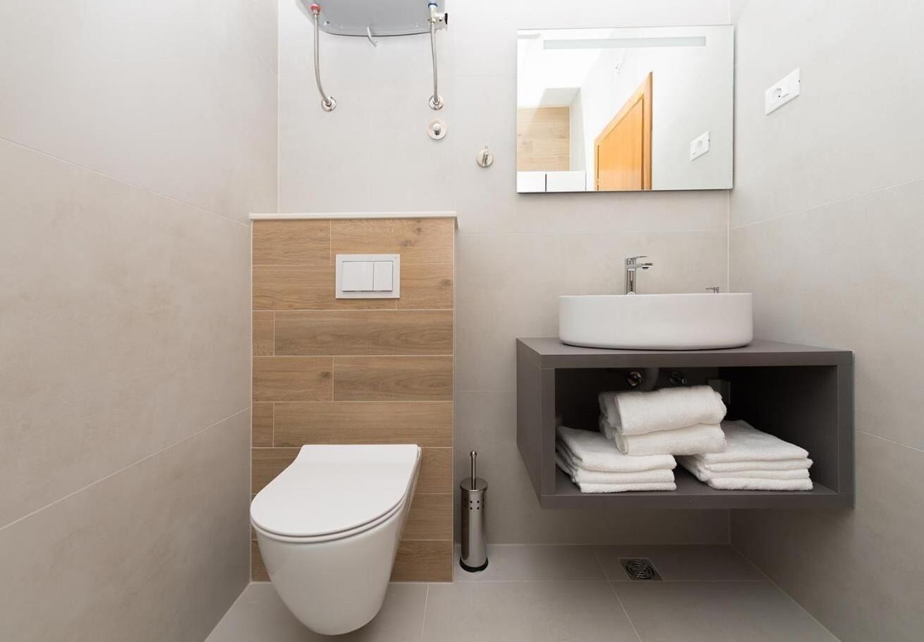 Apartments Ivi - 100 M From Pebble Beach Drasnice Εξωτερικό φωτογραφία