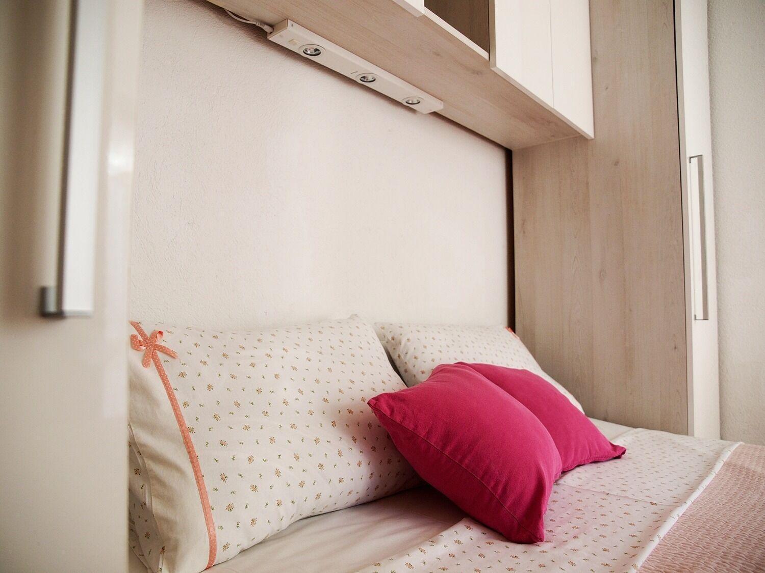 Apartments Ivi - 100 M From Pebble Beach Drasnice Εξωτερικό φωτογραφία