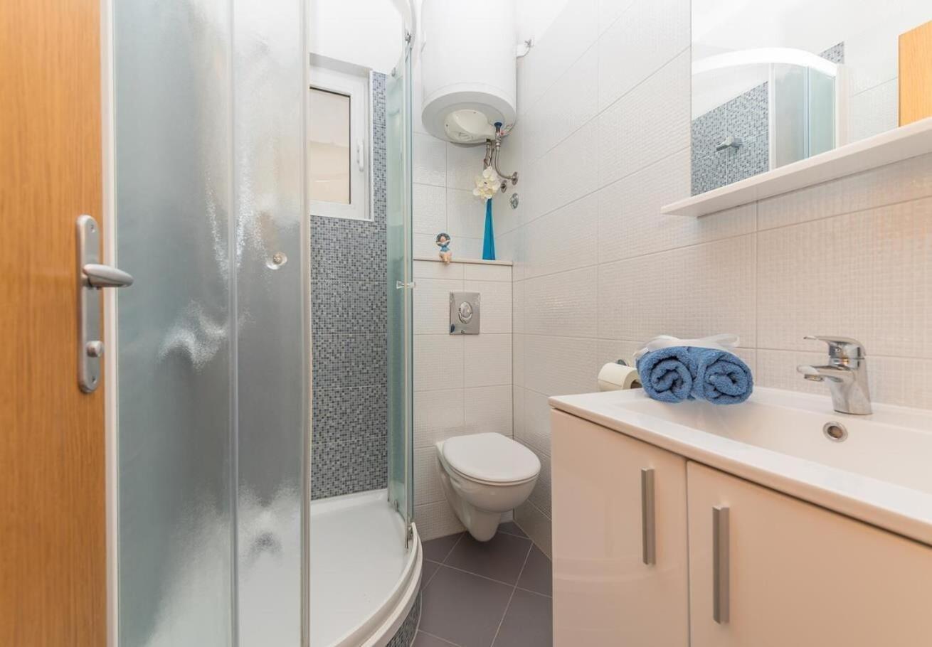 Apartments Ivi - 100 M From Pebble Beach Drasnice Εξωτερικό φωτογραφία